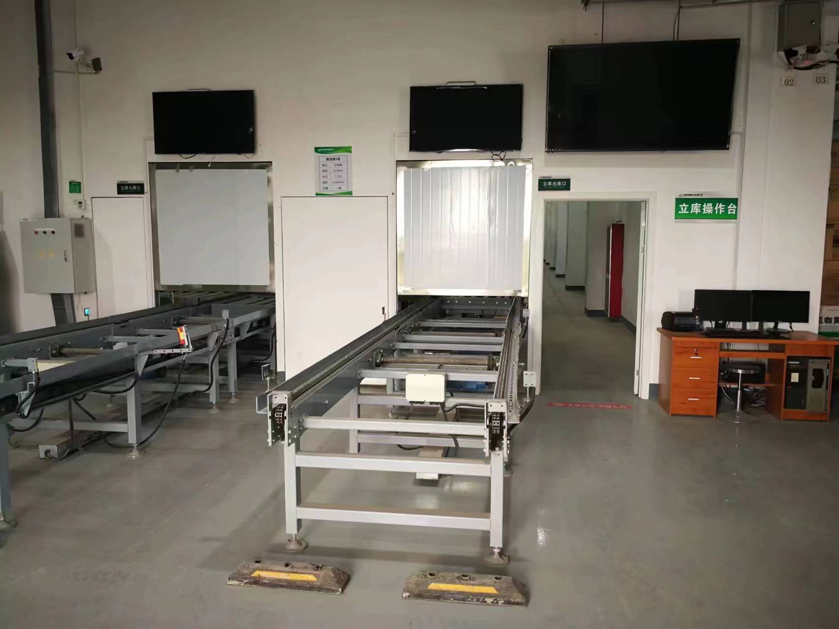 什么是托盤輸送機(jī)？它有哪些特點(diǎn)？